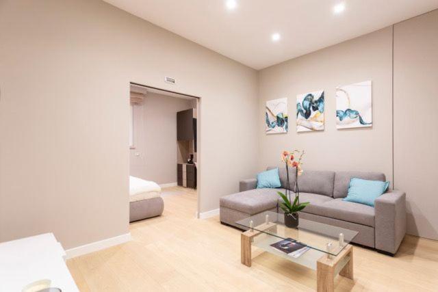 Casa Ilaria Aparthotel Napoli Ngoại thất bức ảnh